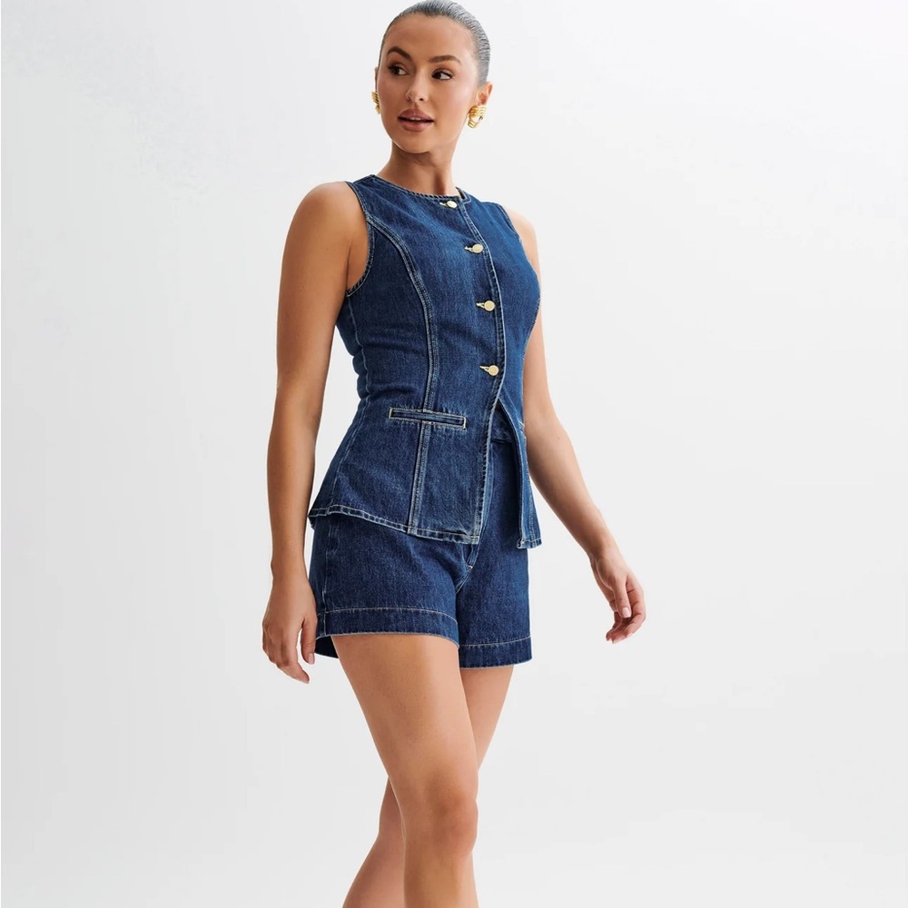 Meshki Abel Denim Button Up - Medium (BRAND NEW) - Picture 5 of 6